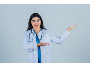 can female use male harmons for building muscle